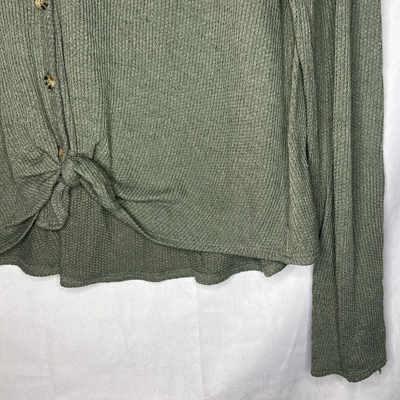 MUDD GREEN KNIT BUTTON TIE LONG SLEEVE (L) - Picture 3 of 5